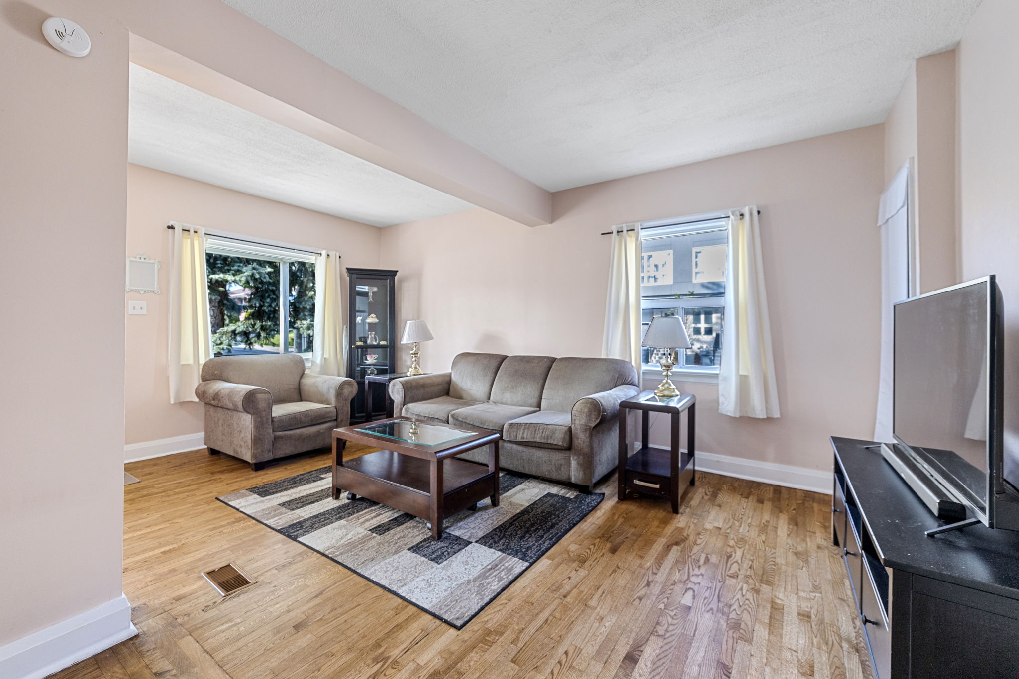 Toronto property showcase — delivered property photograph 9