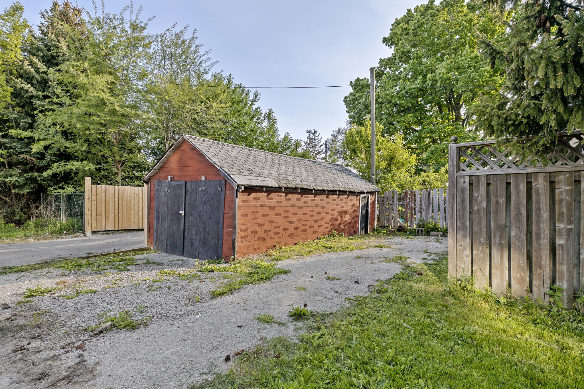 Toronto property showcase — delivered property photograph 31