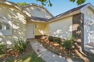 Edgewater Cir-S0411-004.jpg