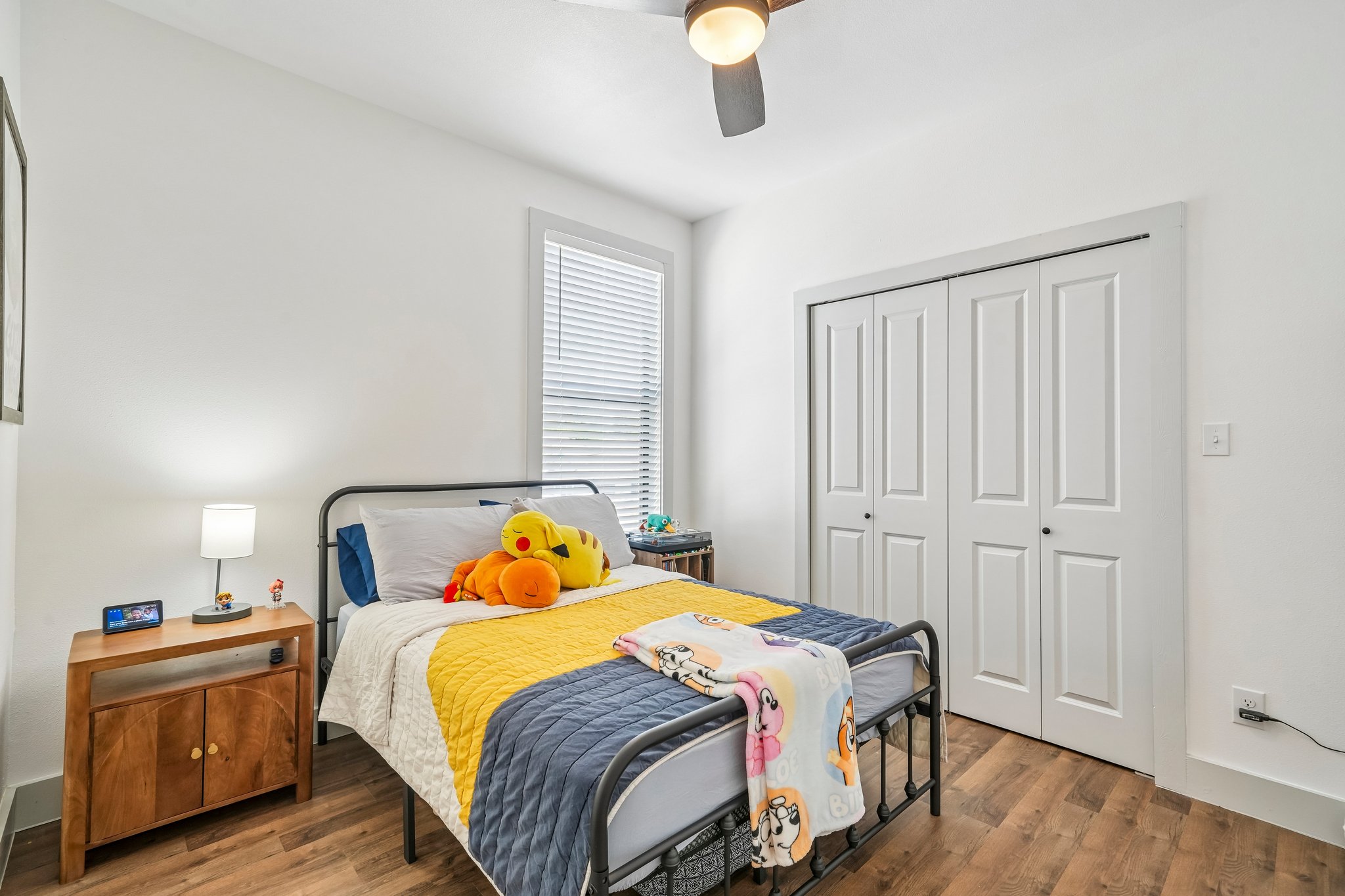 Fairview Ave 1-S1305-021.jpg