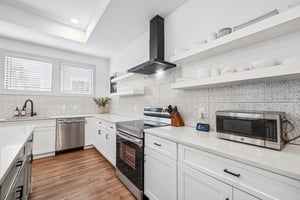 Fairview Ave 1-S1305-019.jpg