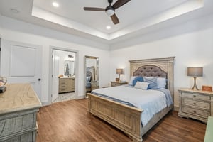 Fairview Ave 1-S1305-023.jpg