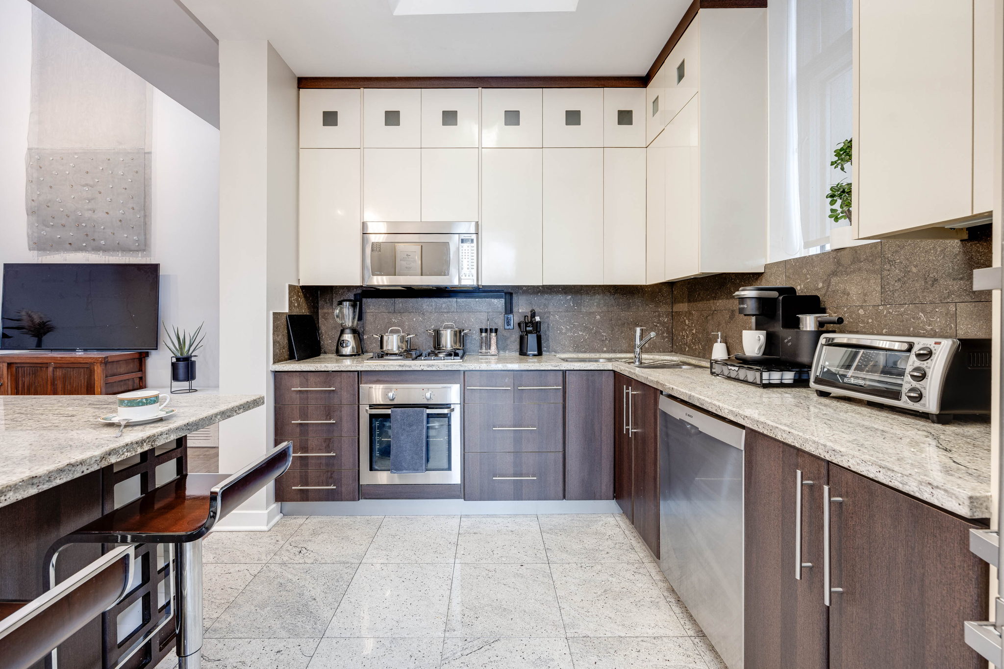 Toronto property showcase — delivered property photograph 8