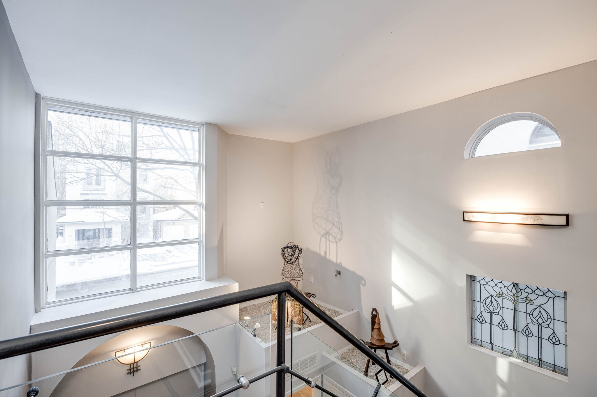 Toronto property showcase — delivered property photograph 16