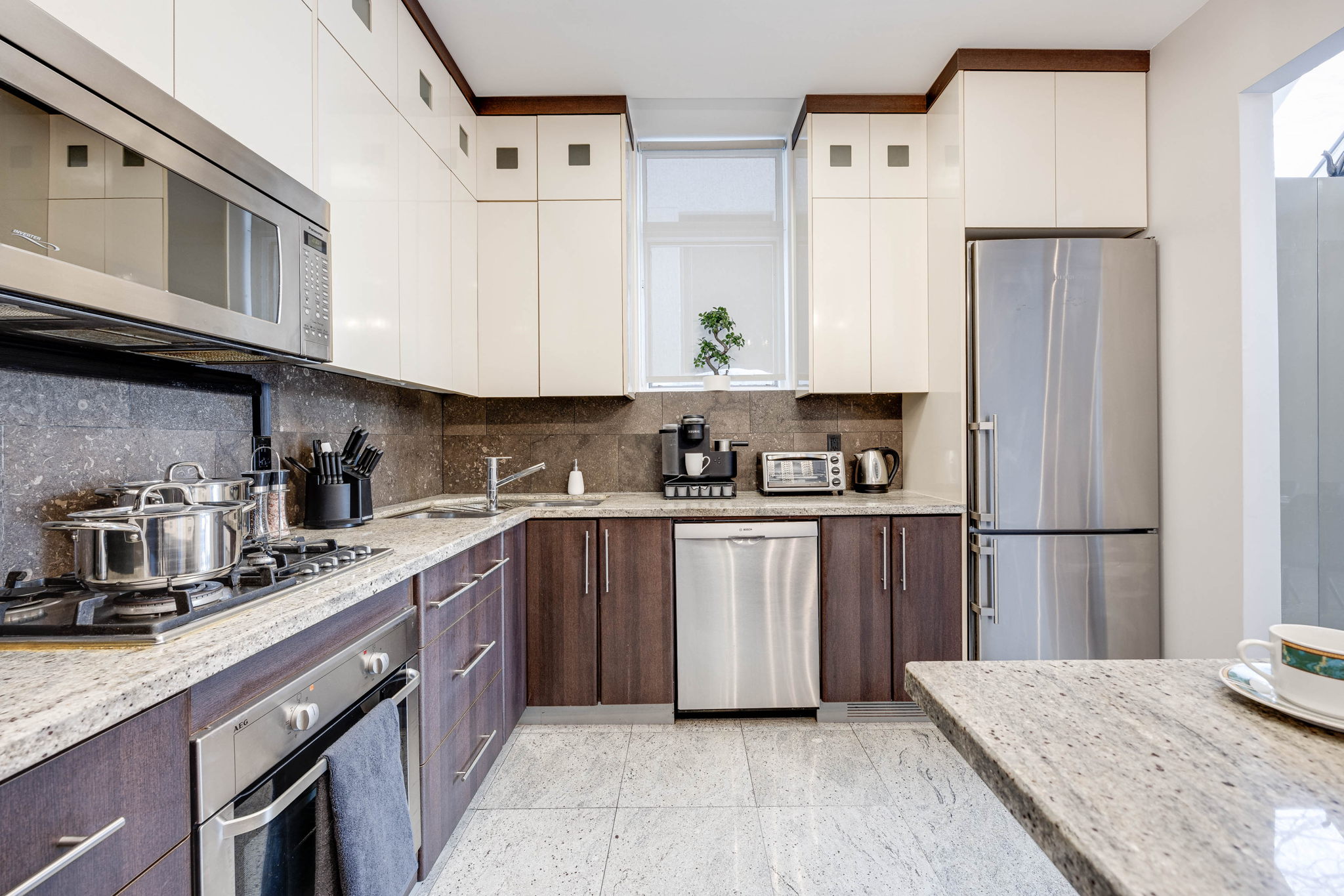 Toronto property showcase — delivered property photograph 10