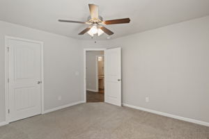  Photo 31