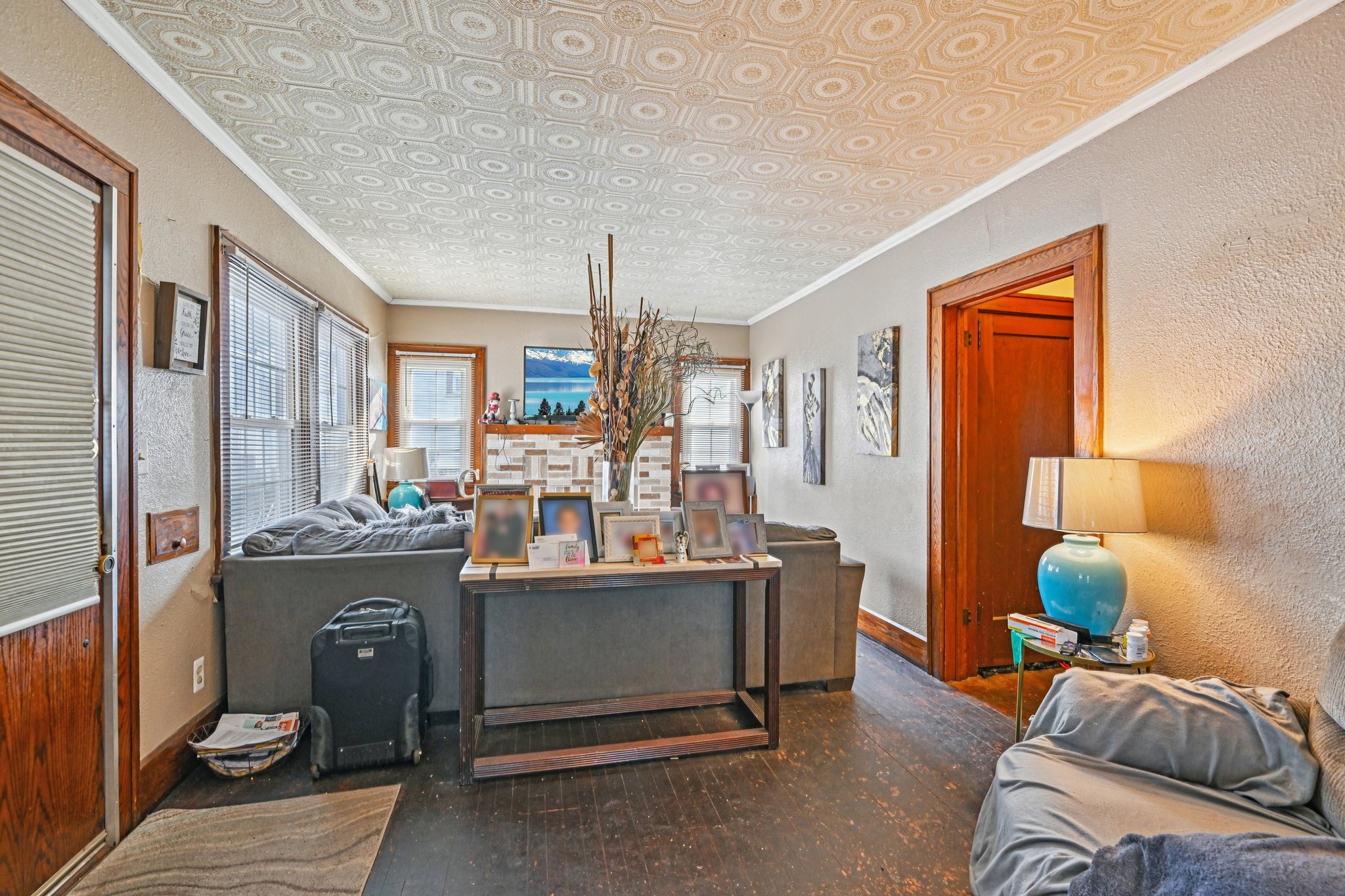 Melrose Ave-S1903-008.jpg