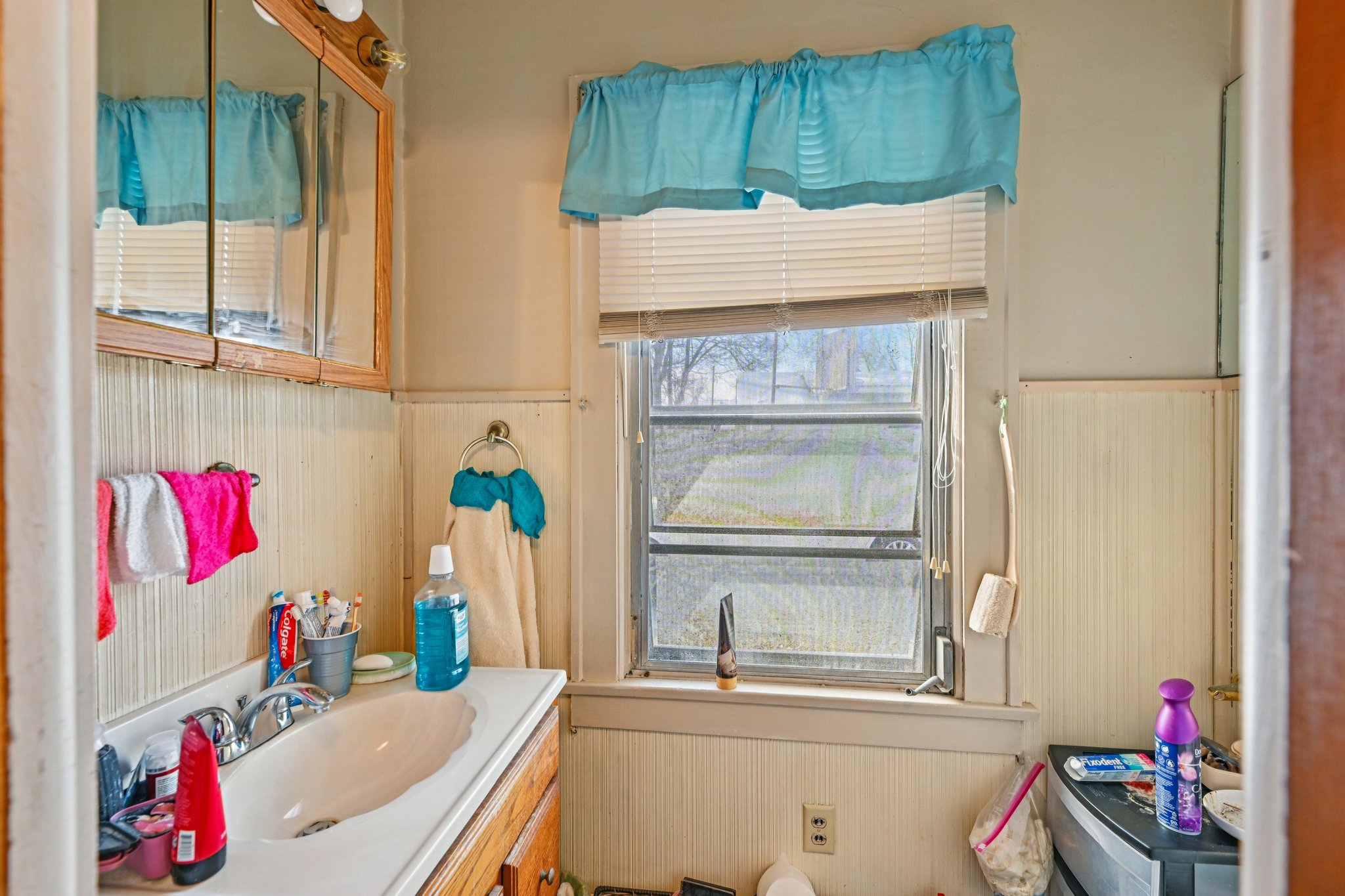 Melrose Ave-S1903-019.jpg