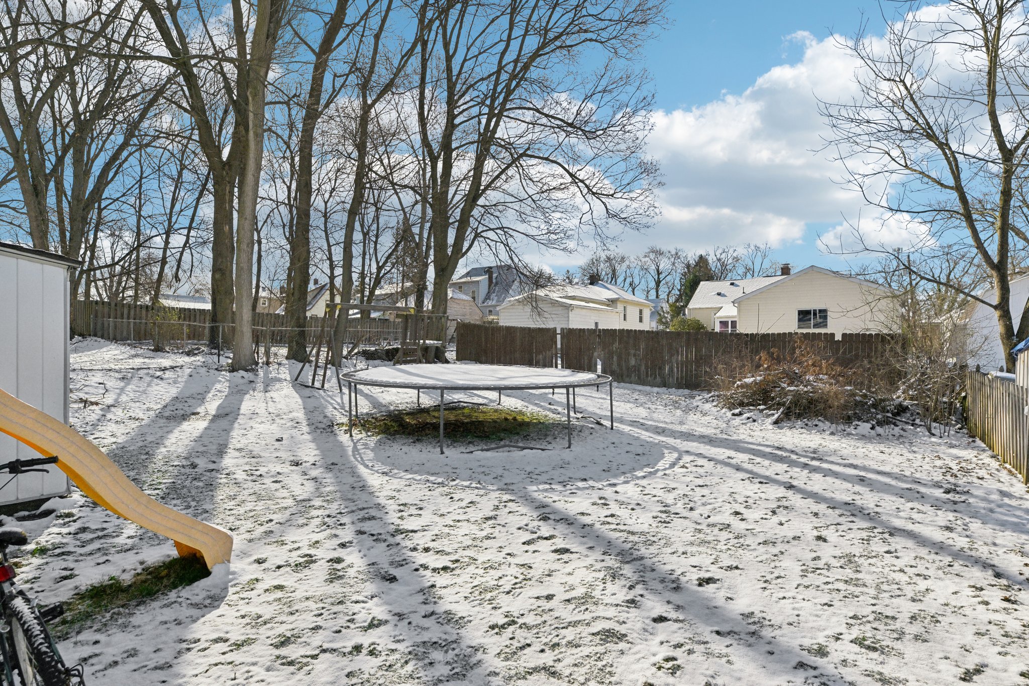 Melrose Ave-S1903-033.jpg