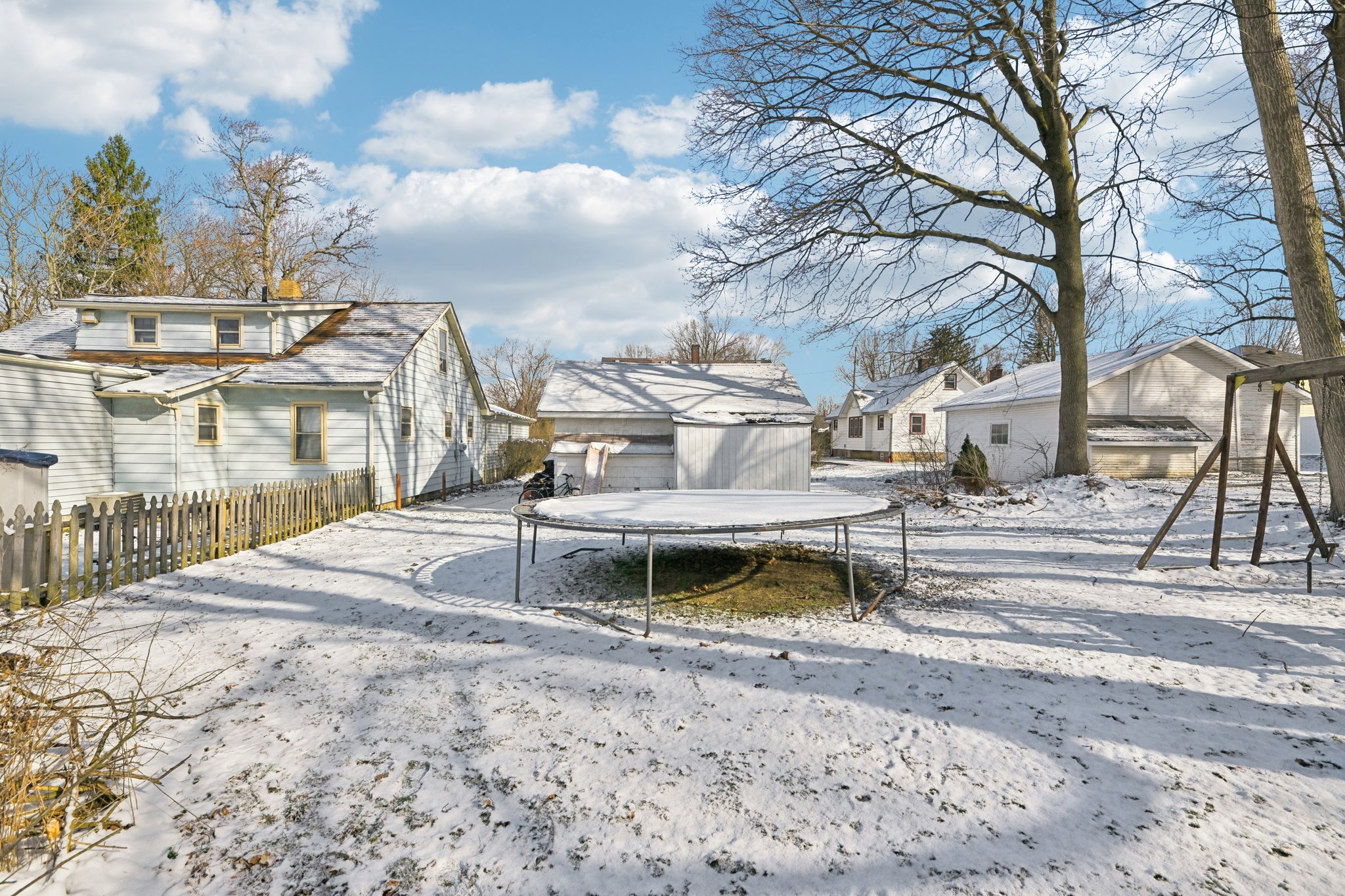 Melrose Ave-S1903-034.jpg