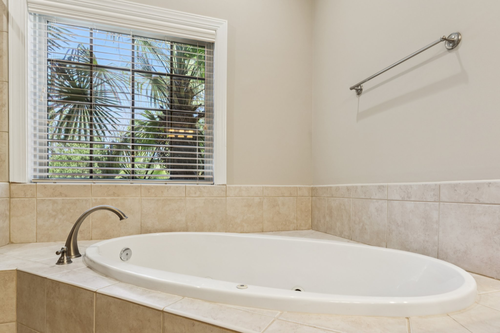 Palos Verde Dr-S1403-046.jpg