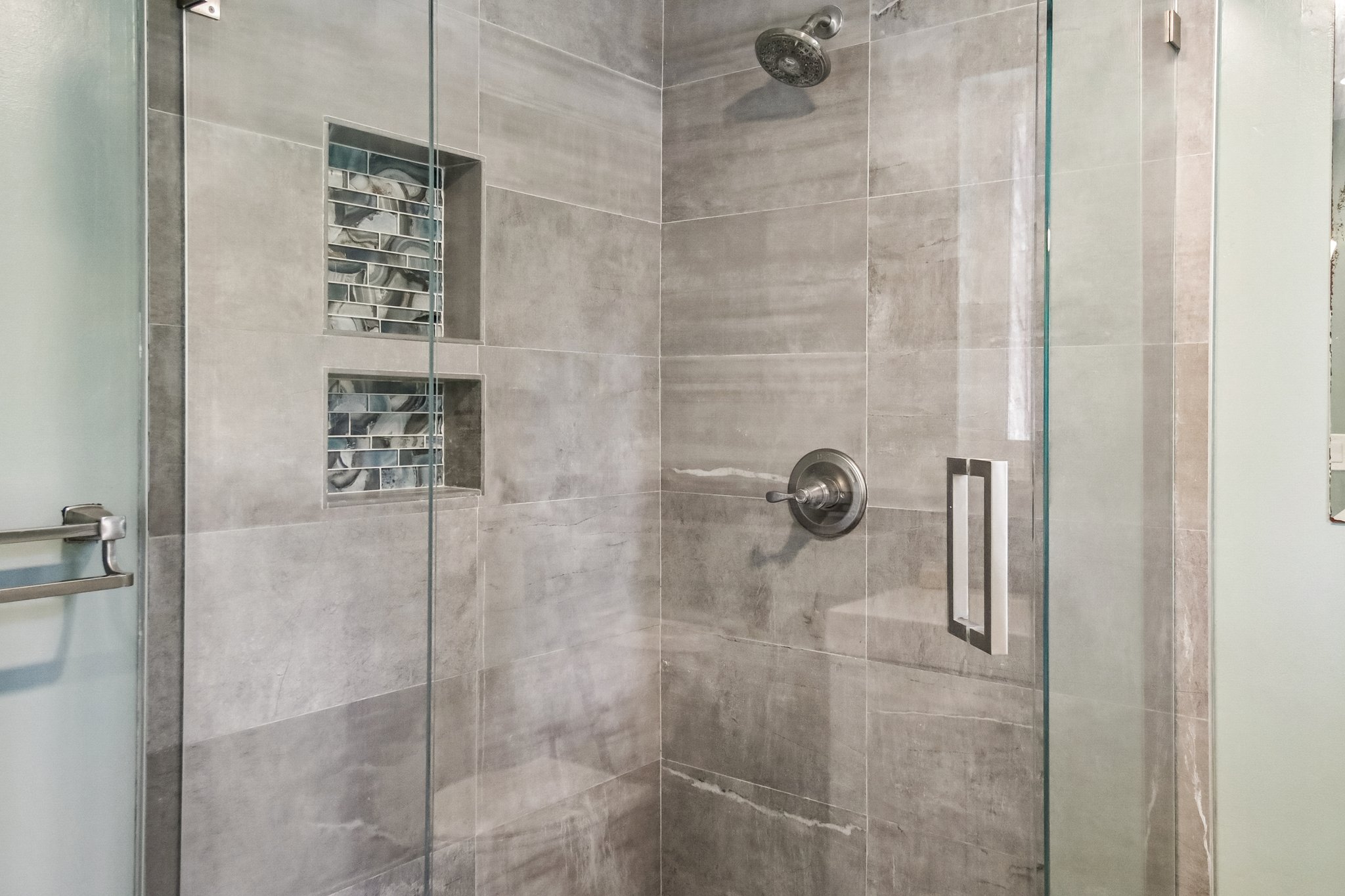 Pine Ave-S2504-029.jpg