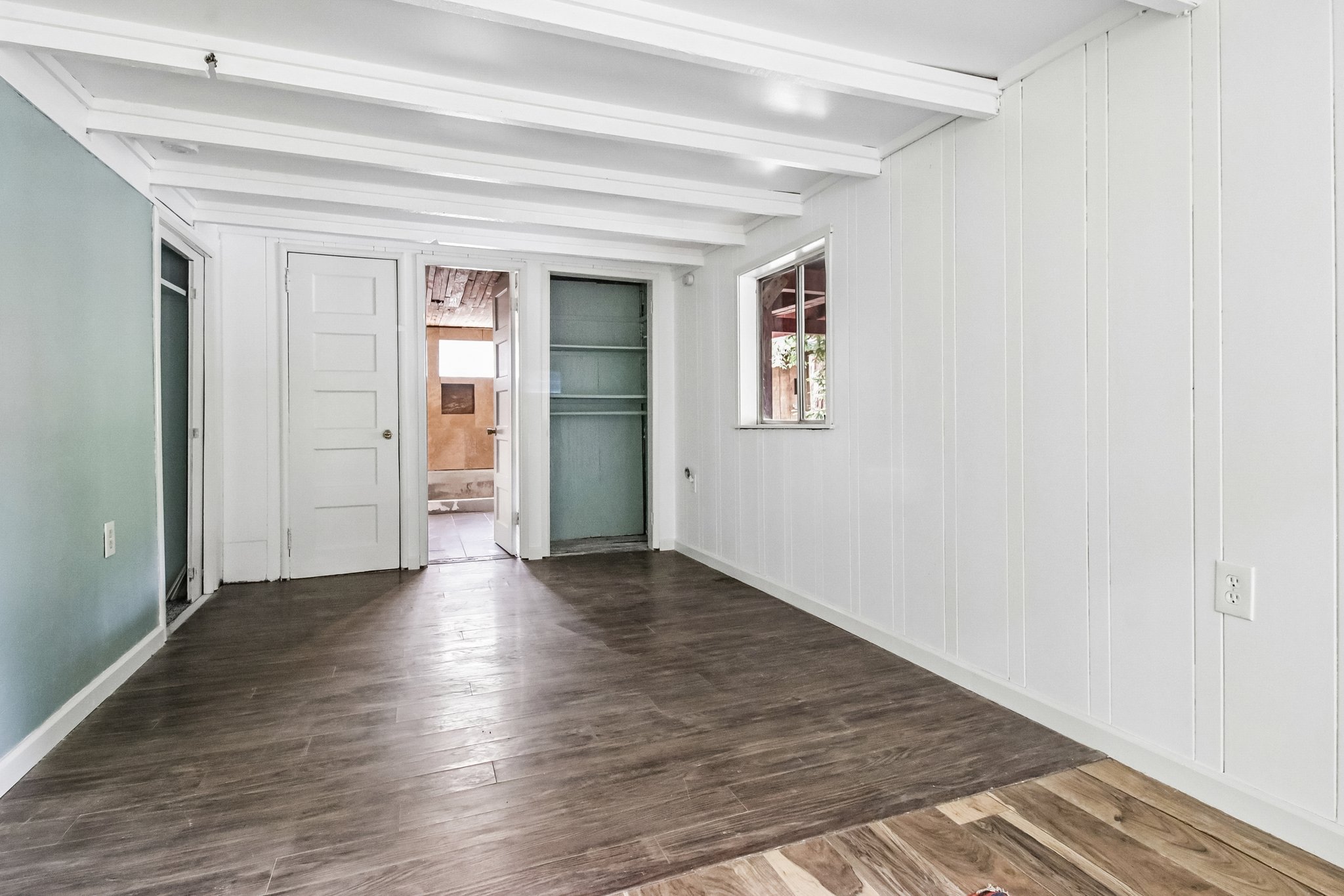 Pine Ave-S2504-034.jpg