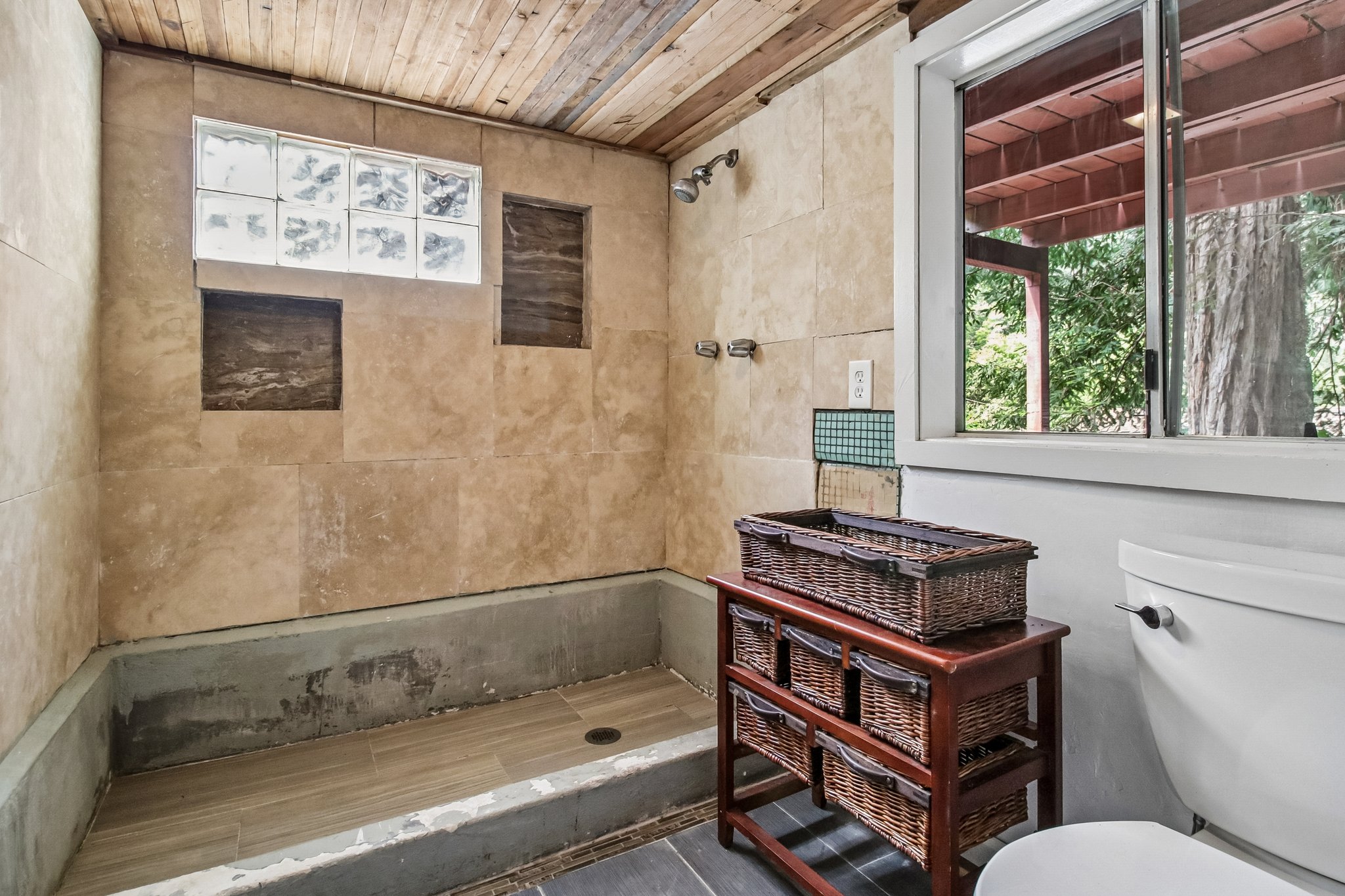 Pine Ave-S2504-037.jpg