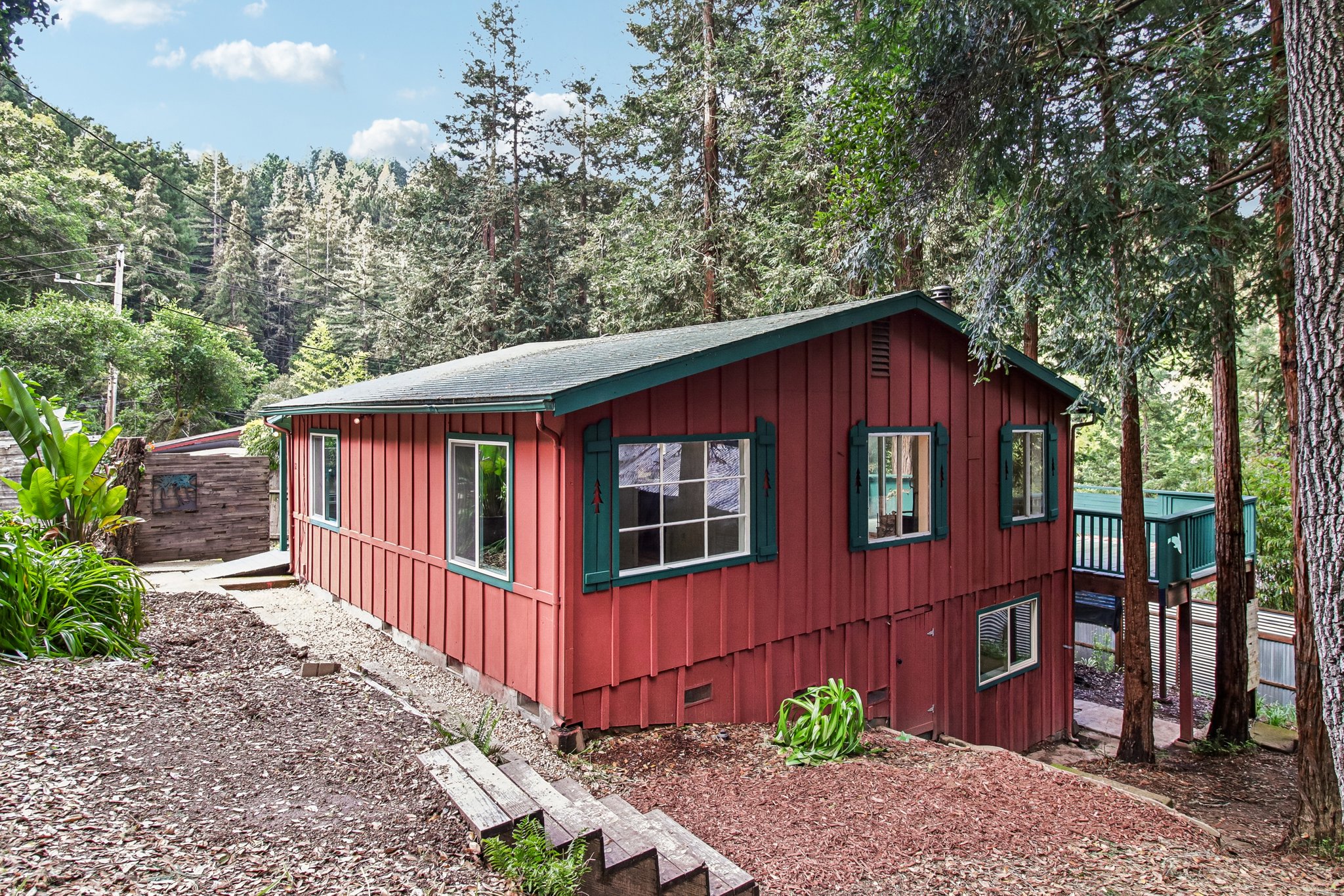 Pine Ave-S2504-045.jpg