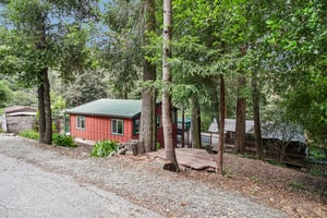 Pine Ave-S2504-010.jpg