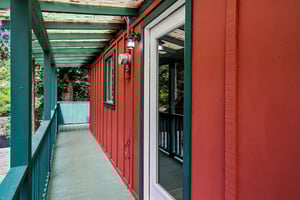 Pine Ave-S2504-012.jpg