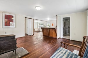 Pine Ave-S2504-016.jpg