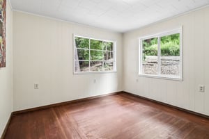 Pine Ave-S2504-030.jpg