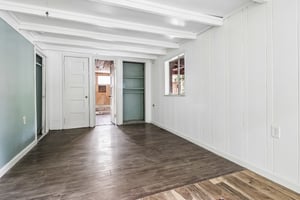 Pine Ave-S2504-034.jpg