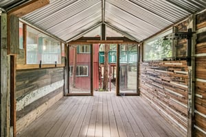 Pine Ave-S2504-038.jpg