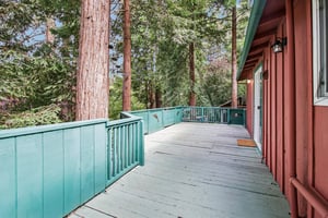 Pine Ave-S2504-039.jpg