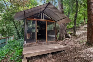 Pine Ave-S2504-049.jpg