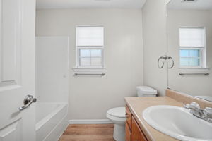  Photo 23