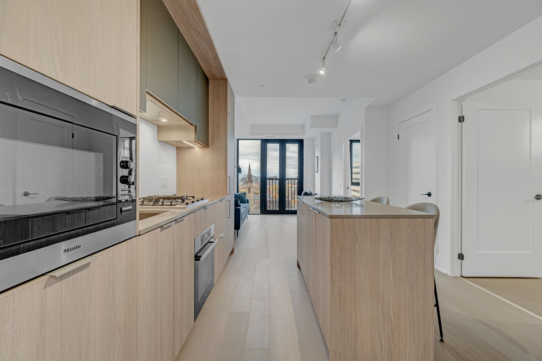 Toronto property showcase — delivered property photograph 3