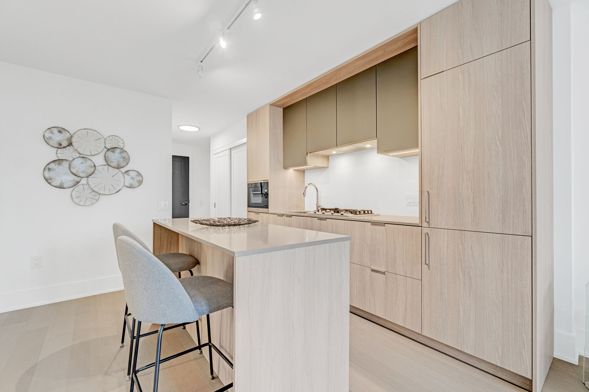 Toronto property showcase — delivered property photograph 9
