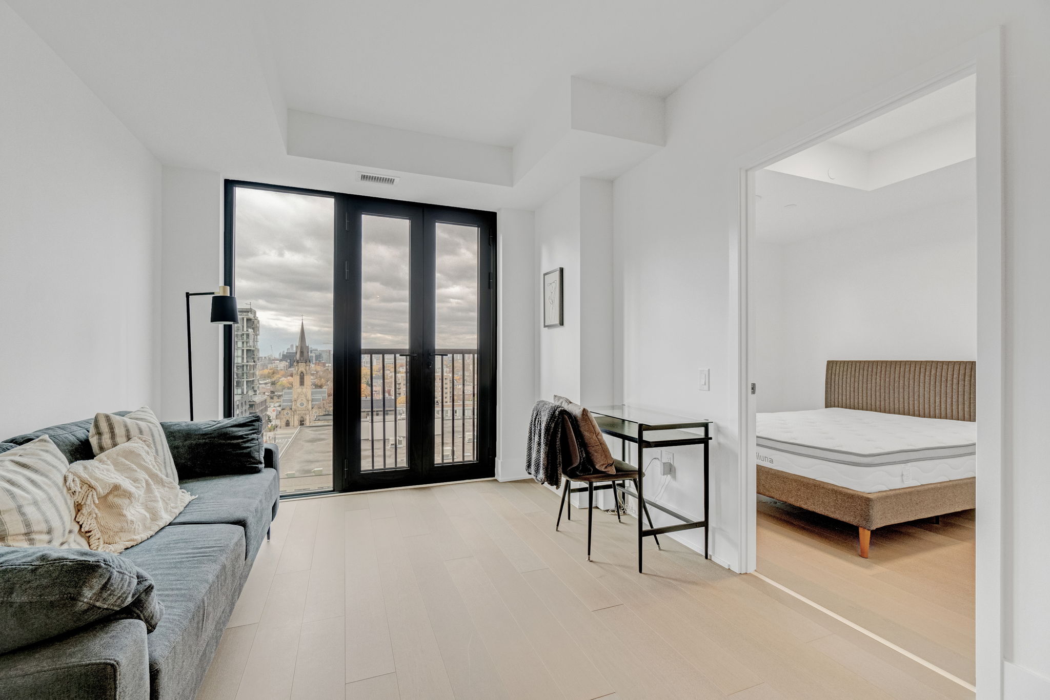 Toronto property showcase — delivered property photograph 12