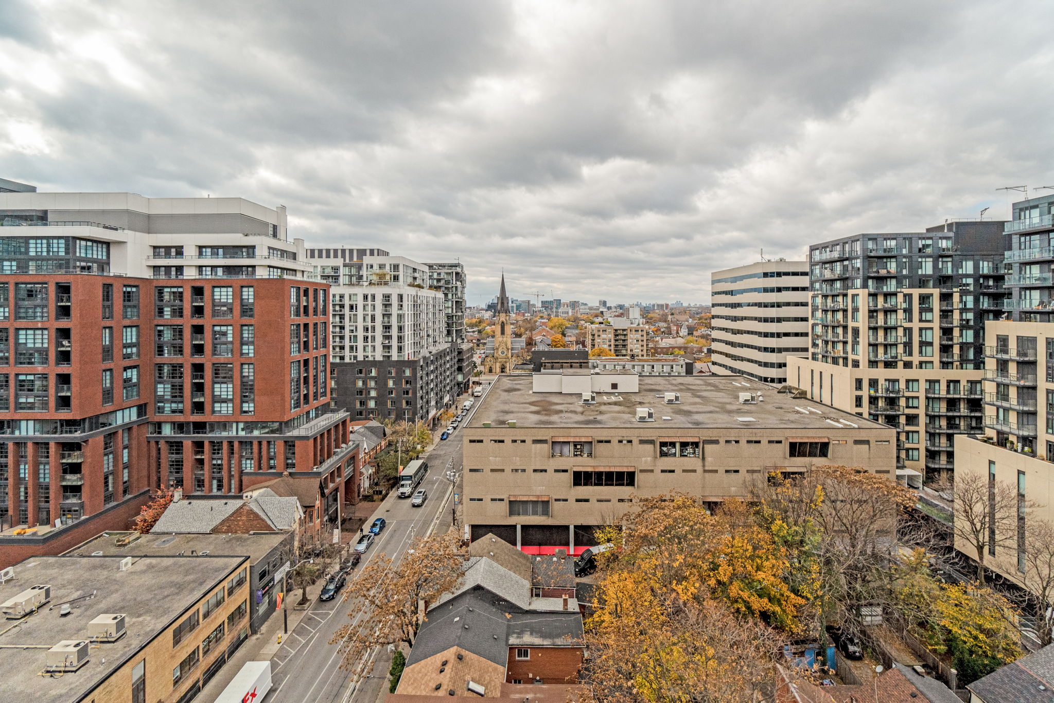 Toronto property showcase — delivered property photograph 21