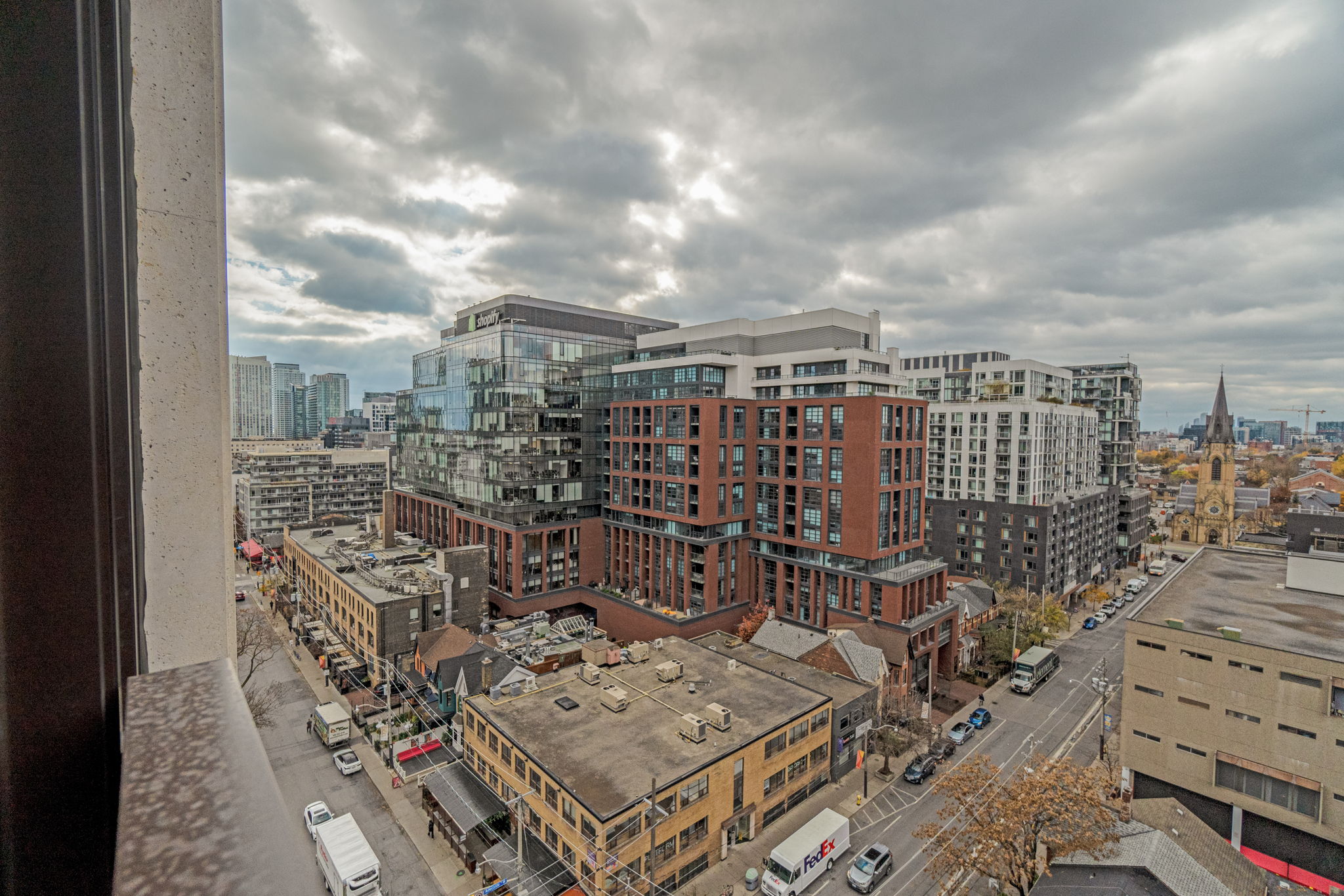 Toronto property showcase — delivered property photograph 22