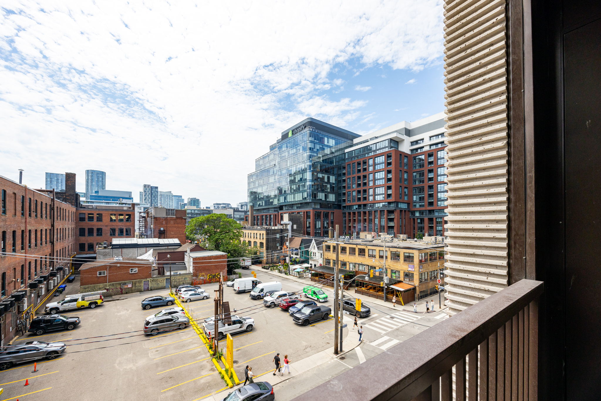 Toronto property showcase — delivered property photograph 27