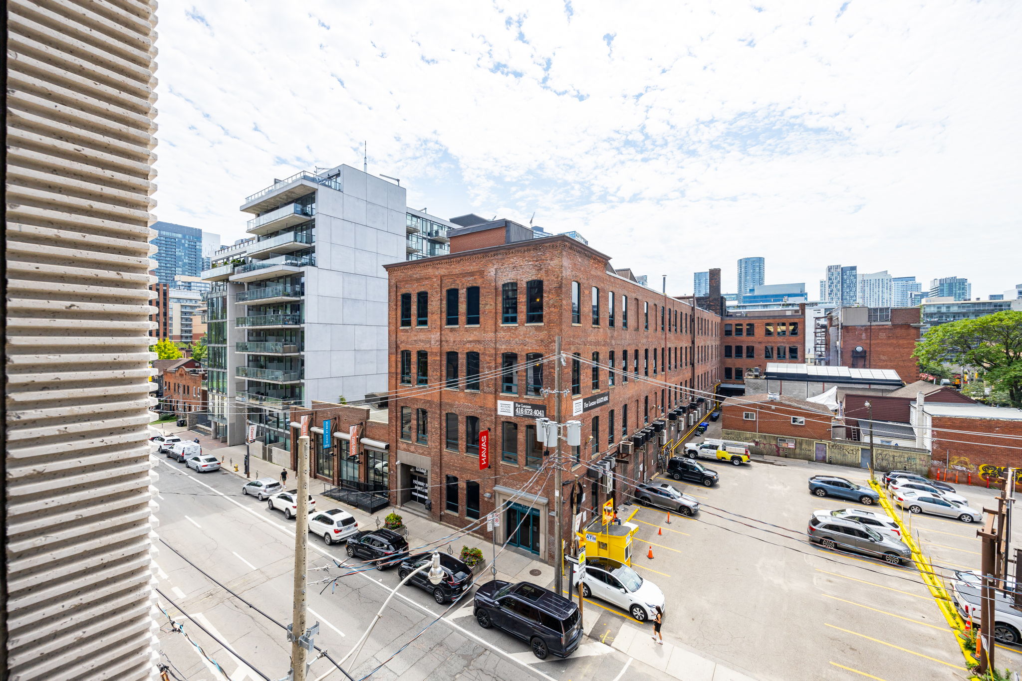 Toronto property showcase — delivered property photograph 28