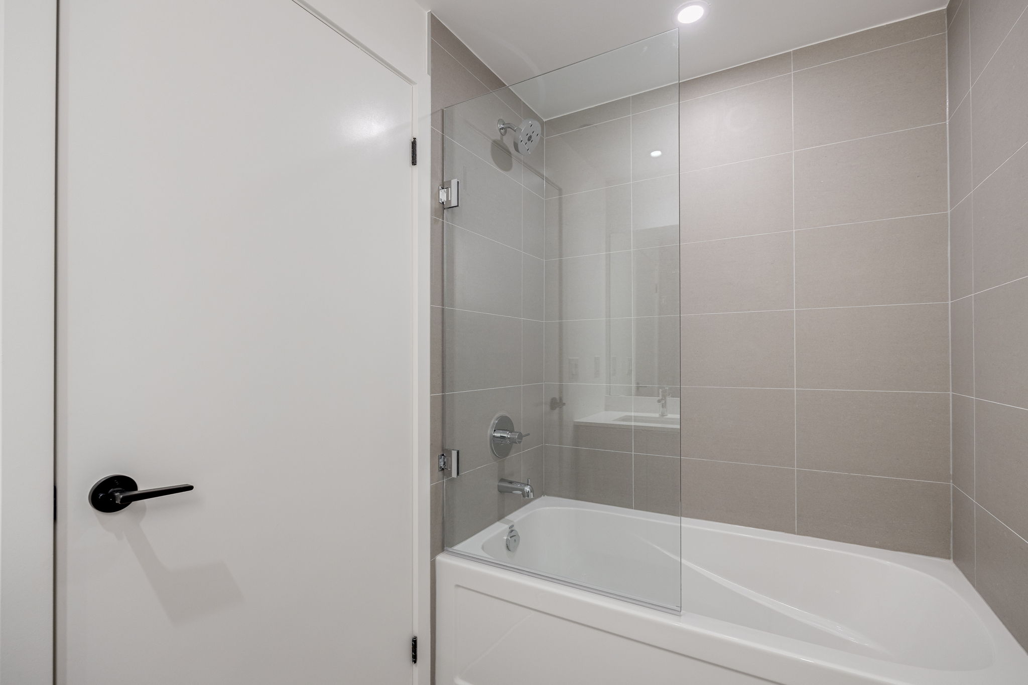 Toronto property showcase — delivered property photograph 23