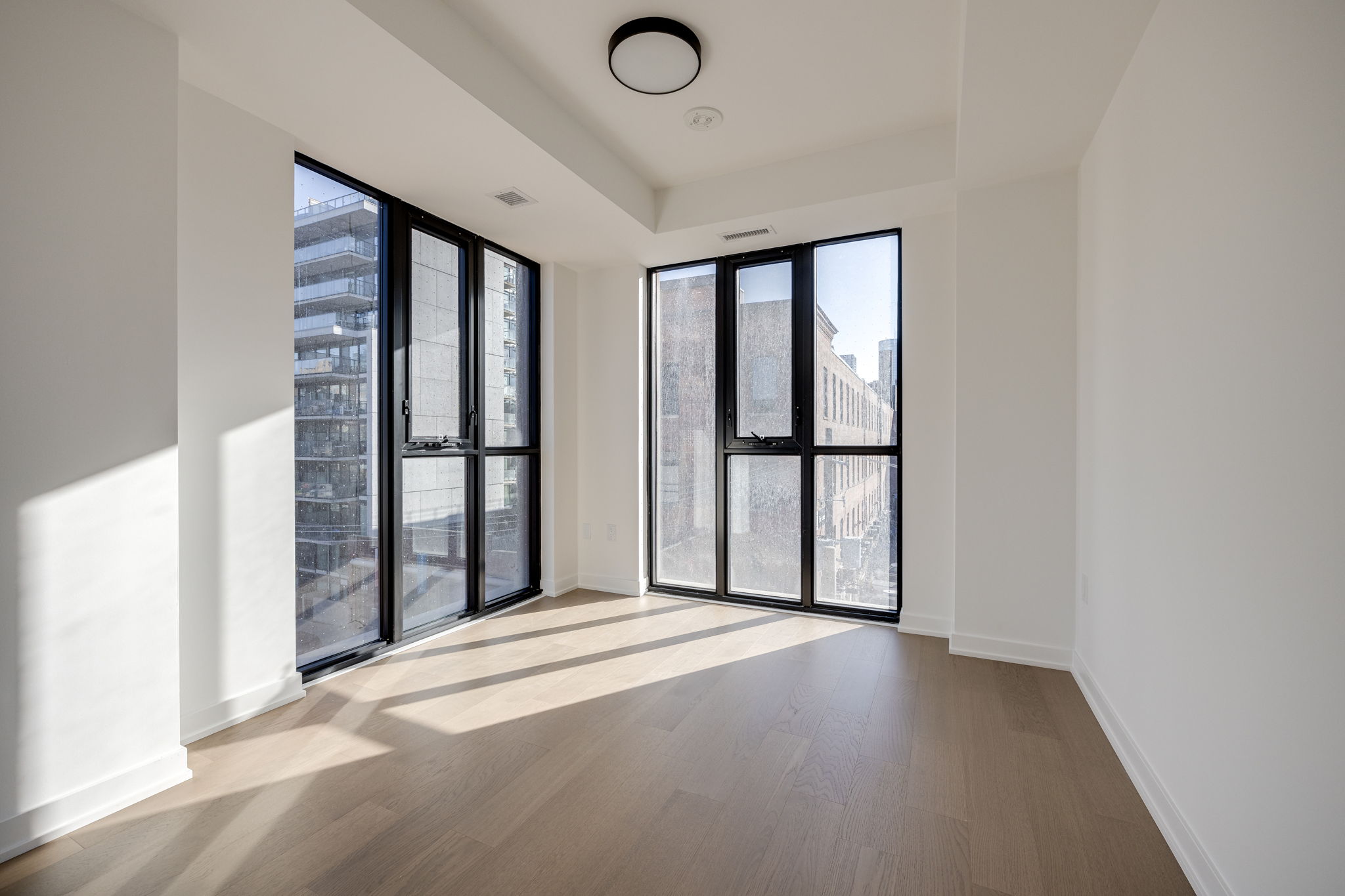 Toronto property showcase — delivered property photograph 12