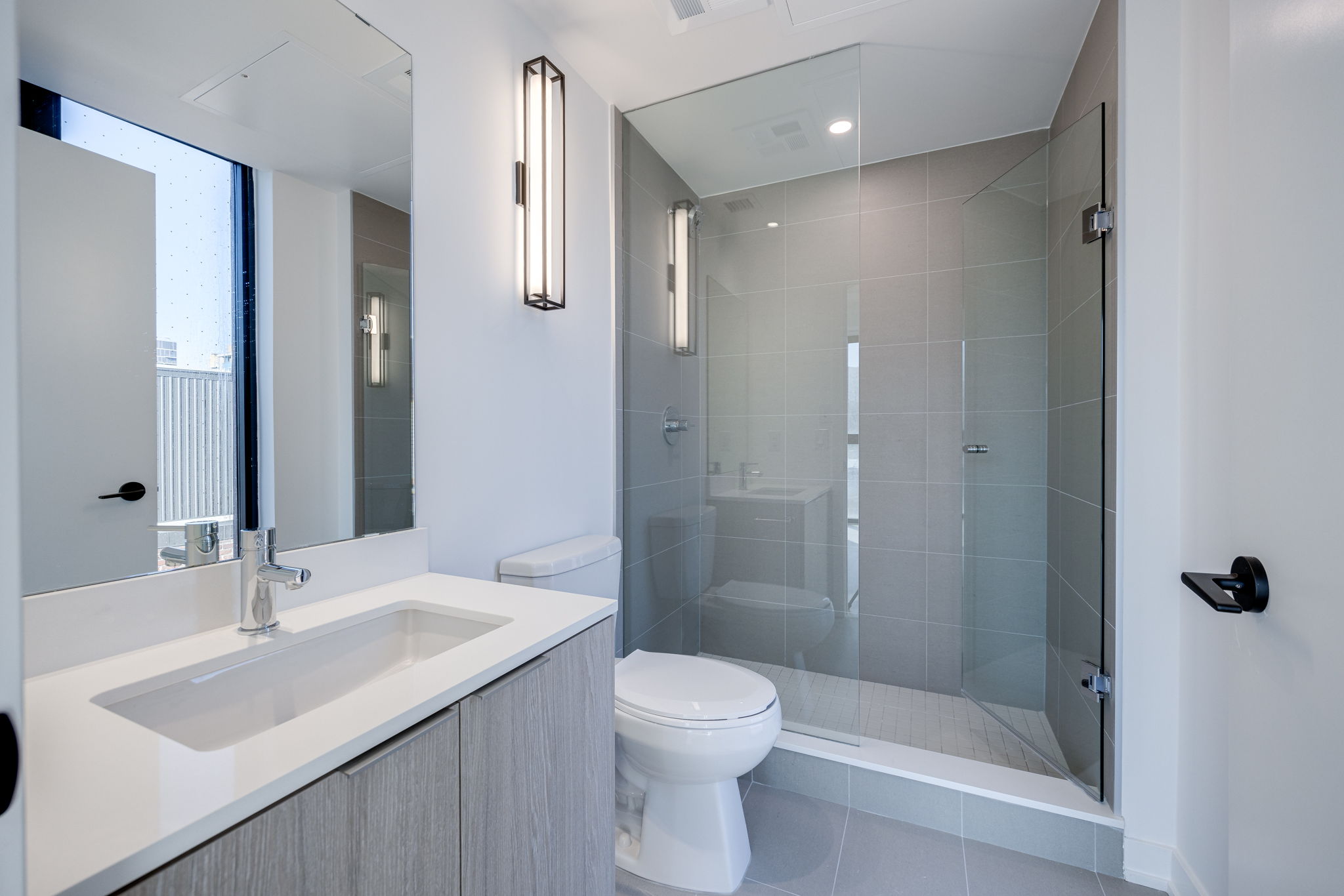 Toronto property showcase — delivered property photograph 14