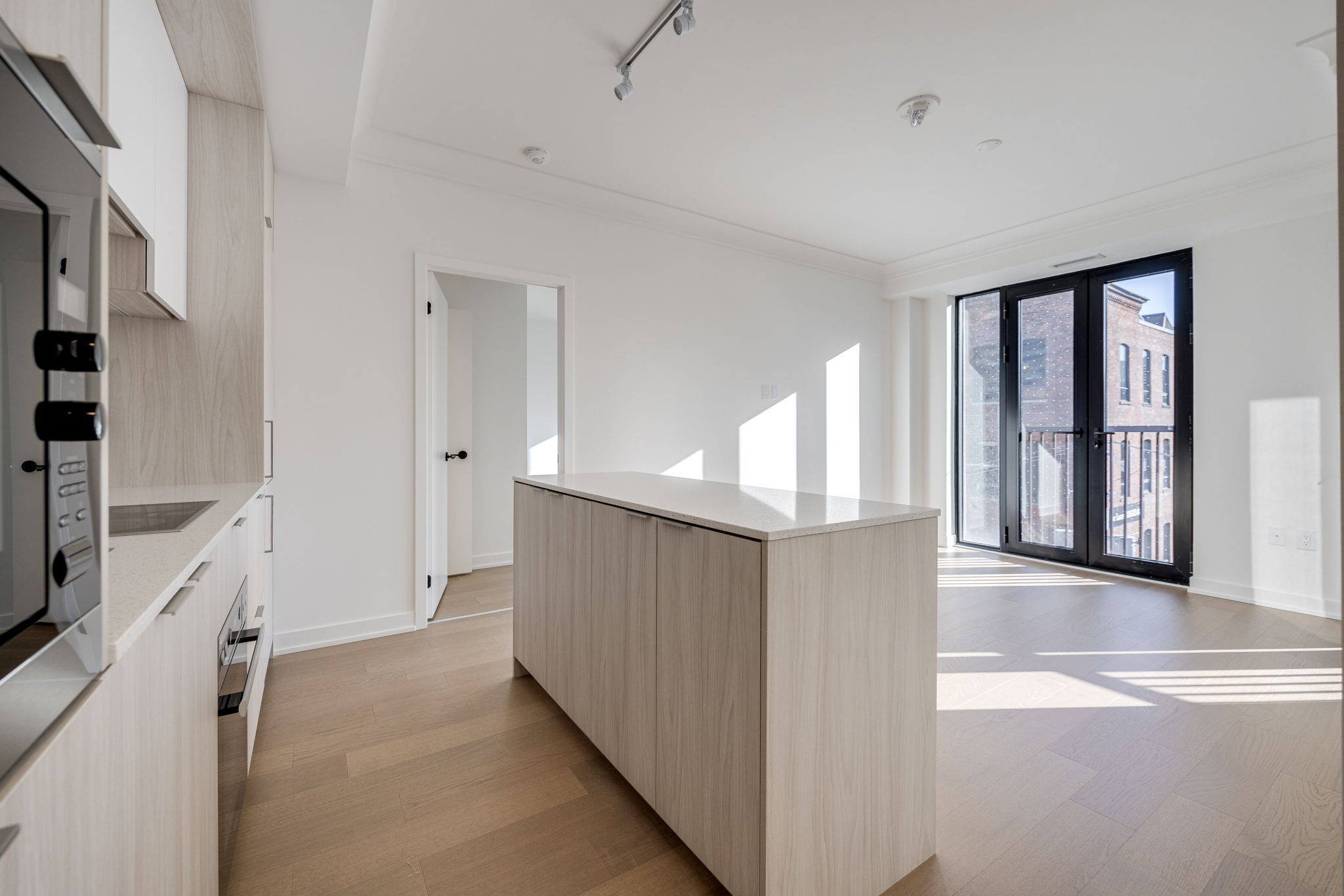 Toronto property showcase — delivered property photograph 3