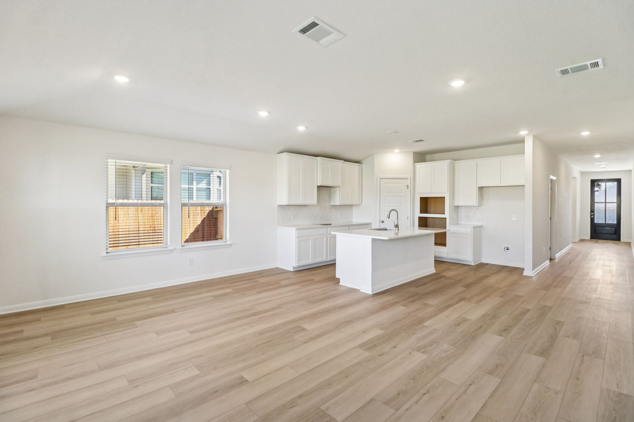 San Antonio East - Legendary Trails - 123 Shelton Pass Schertz TX 78108 - 011