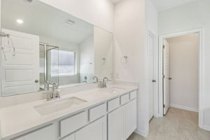 San Antonio East - Legendary Trails - 123 Shelton Pass Schertz TX 78108 - 026