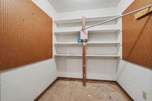  Photo 35