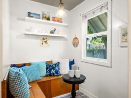 Cozy Kitchen Nook