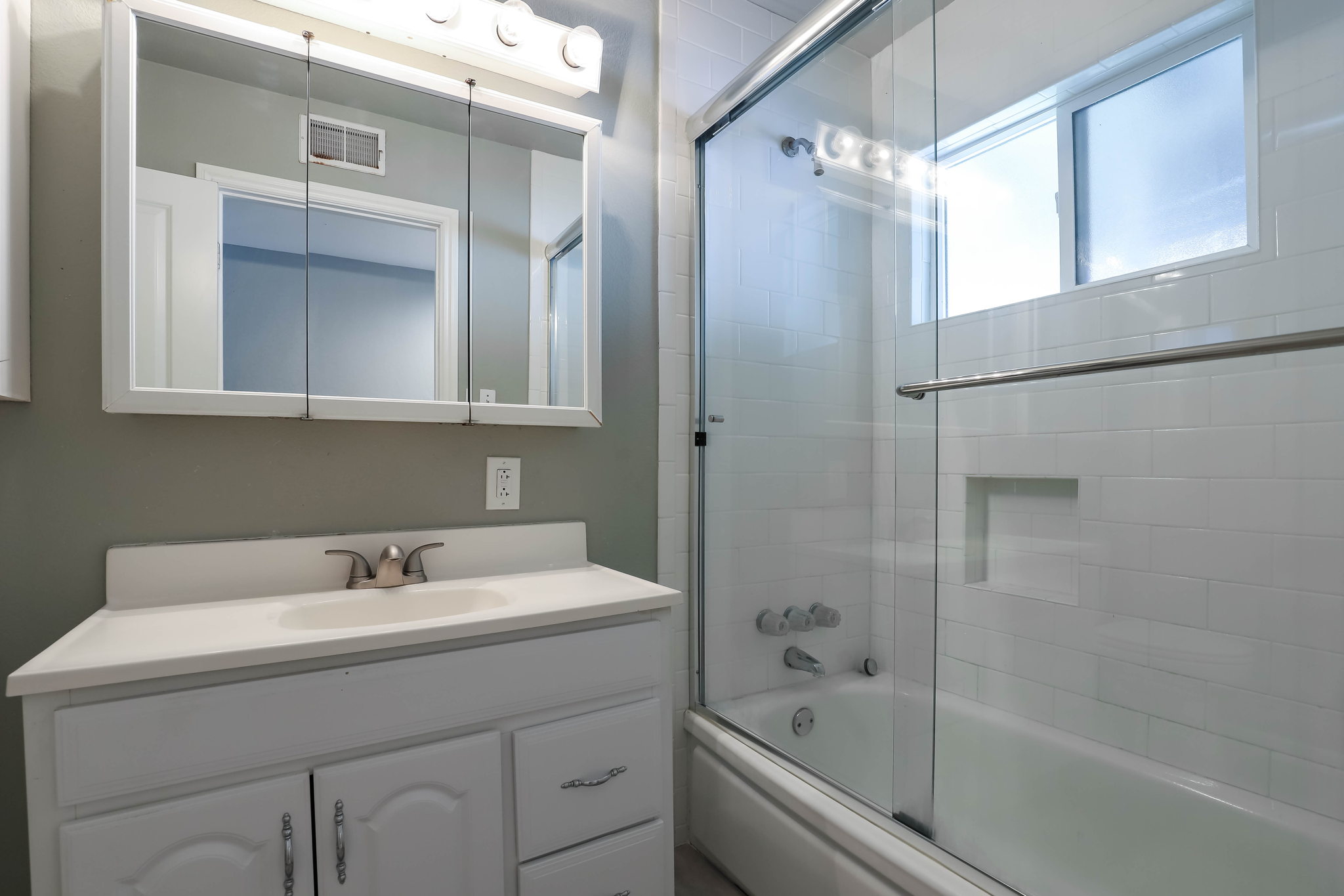 1230 Brookview Dr, Concord, CA 94520, USA Photo 12