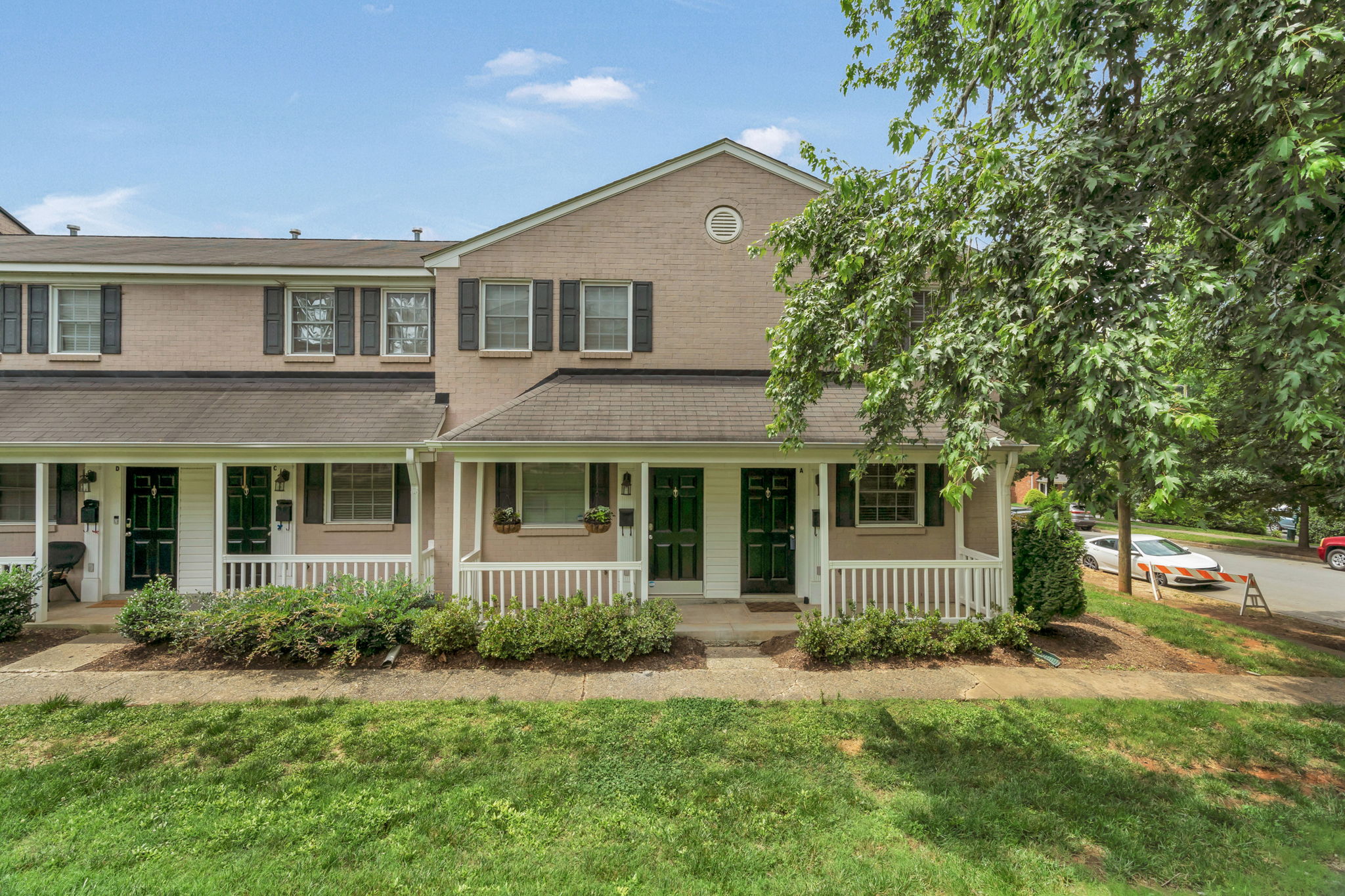 1230 Green Oaks Ln B, Charlotte, NC 28205 Paul Bosko Photography & Video