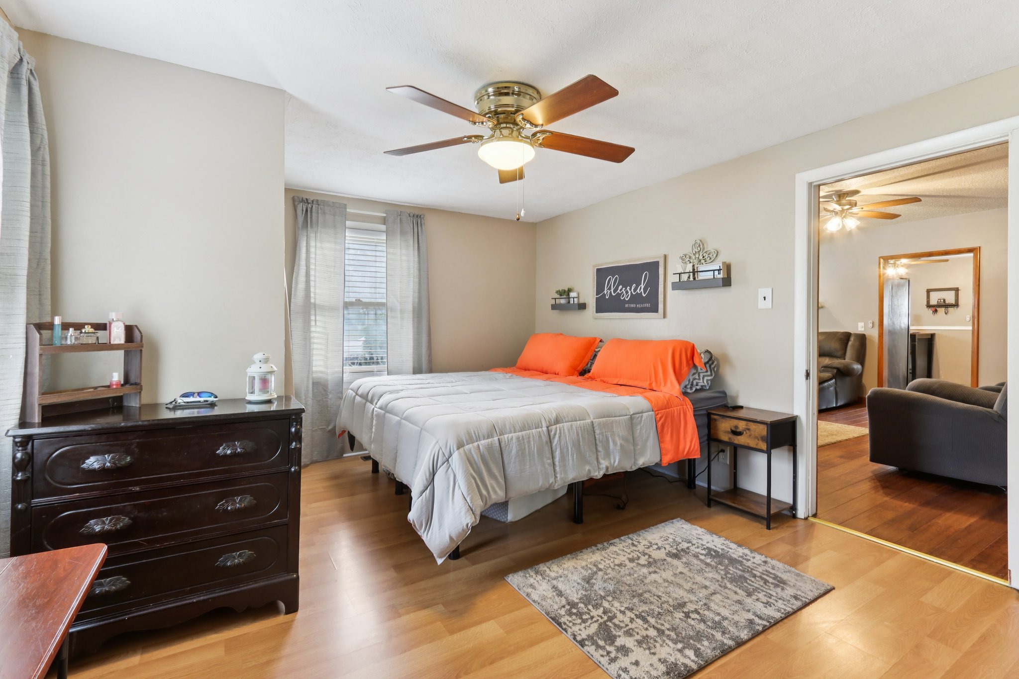 S 25th St-S0609-013.jpg