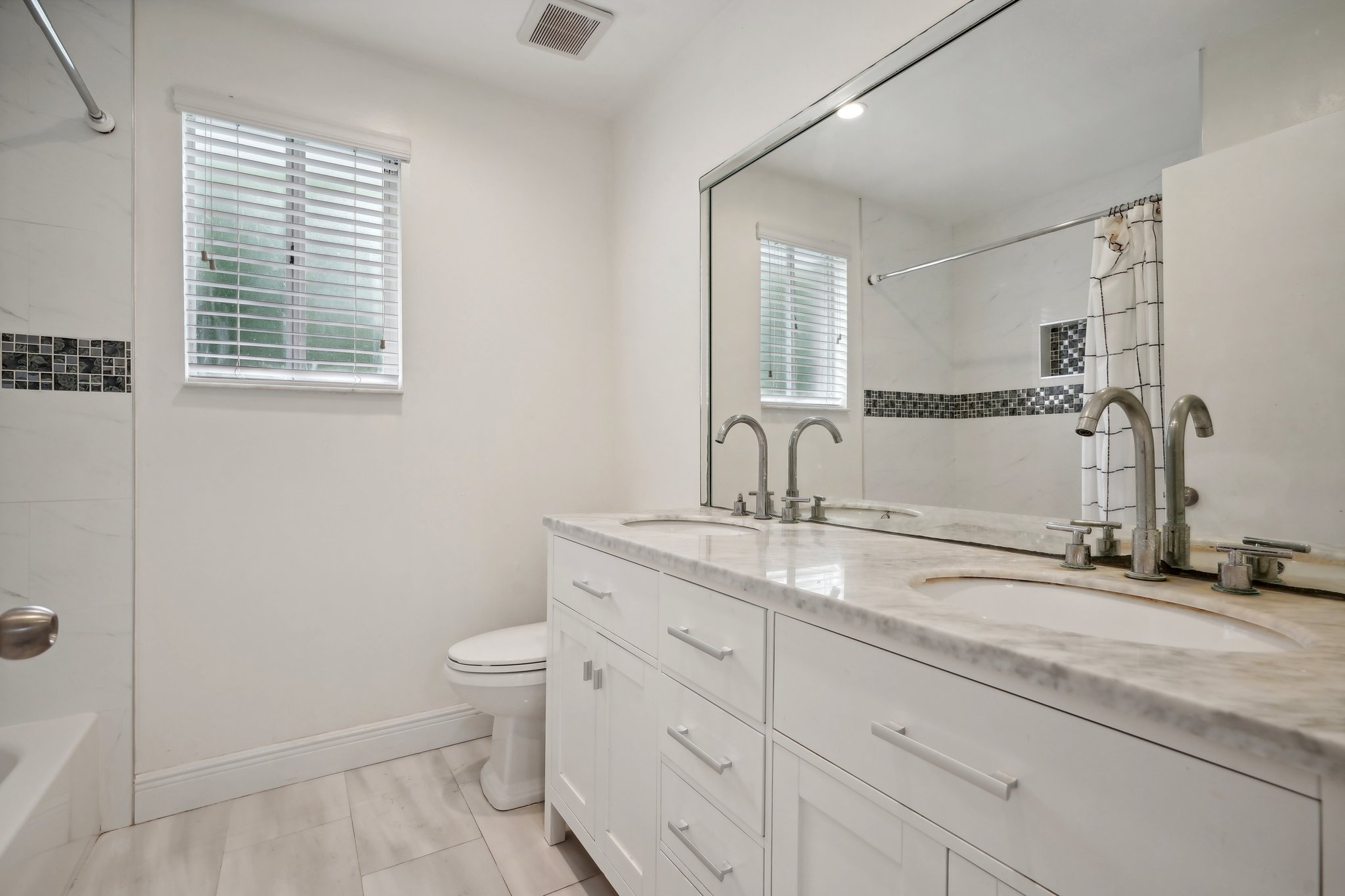 SW 88th Way-030.jpg