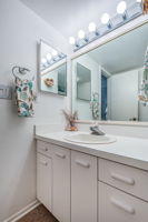 Bathroom 2b-2