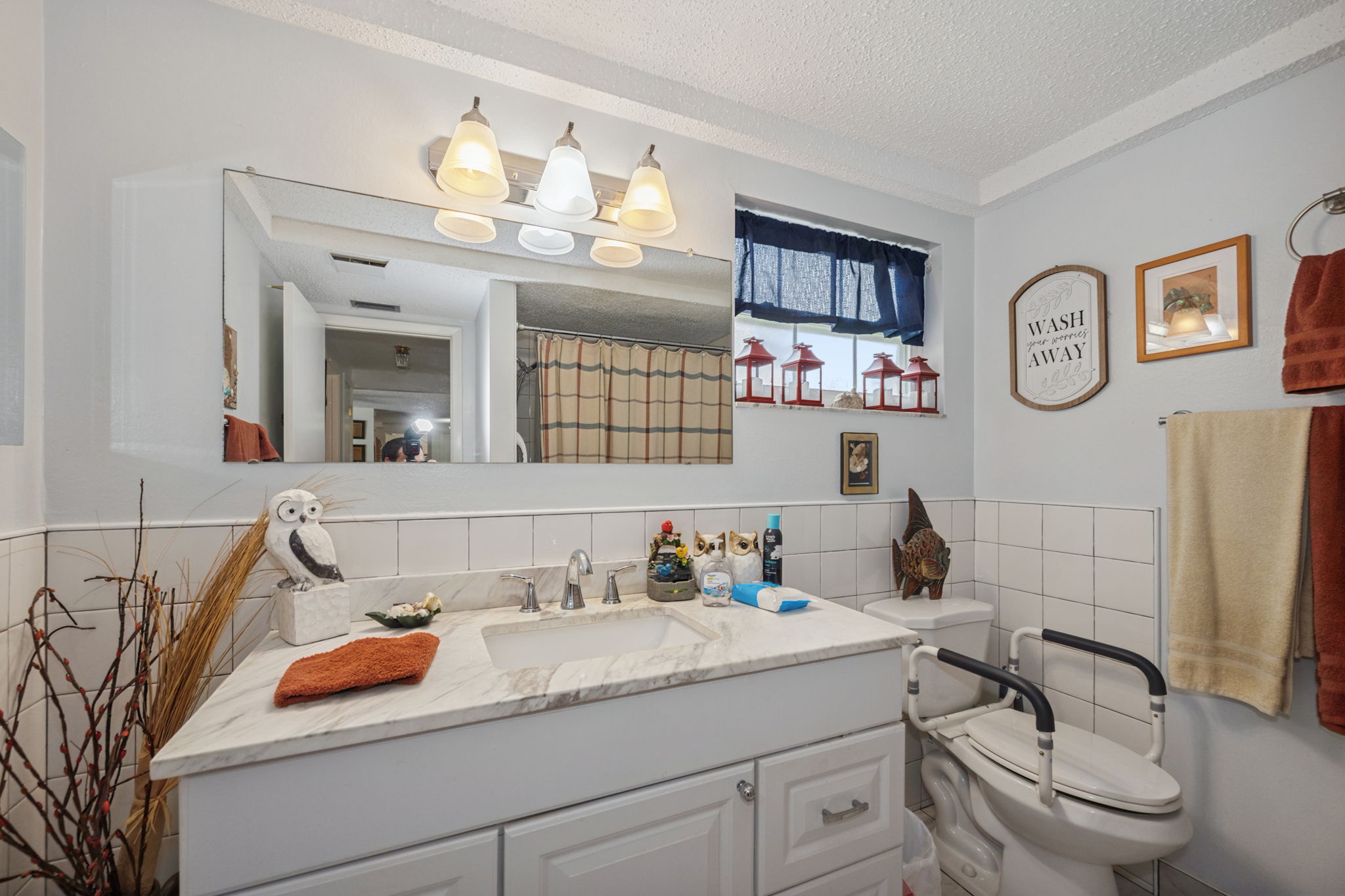 Bathroom__2a
