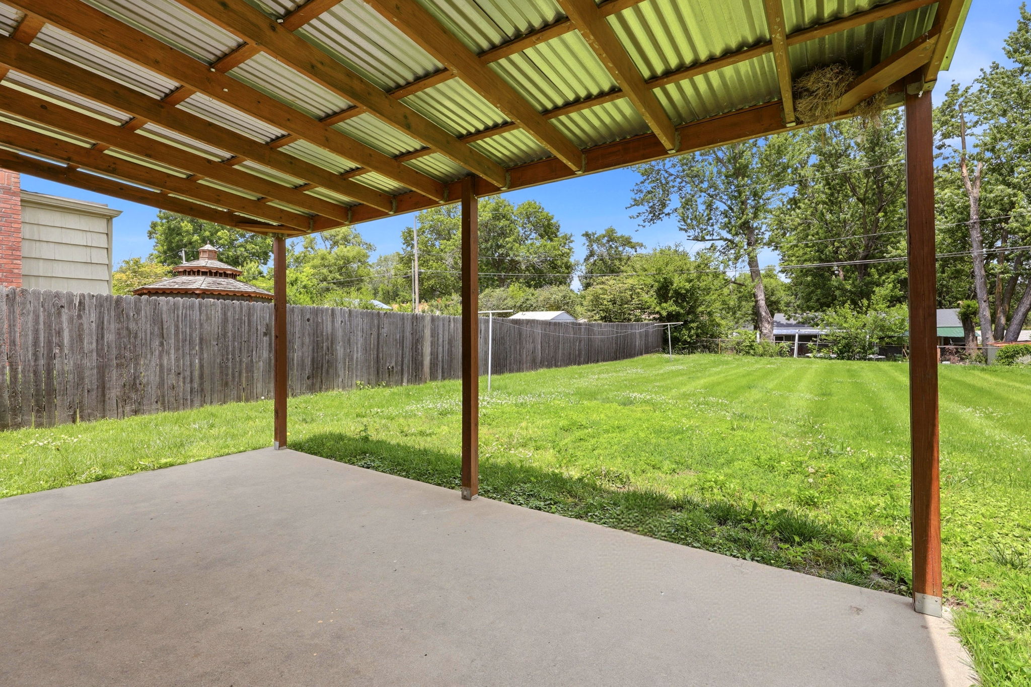  Photo 28